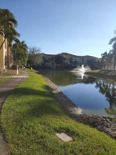 4105 Residence Dr, Unit 721, Fort Myers, FL 33901 Photo