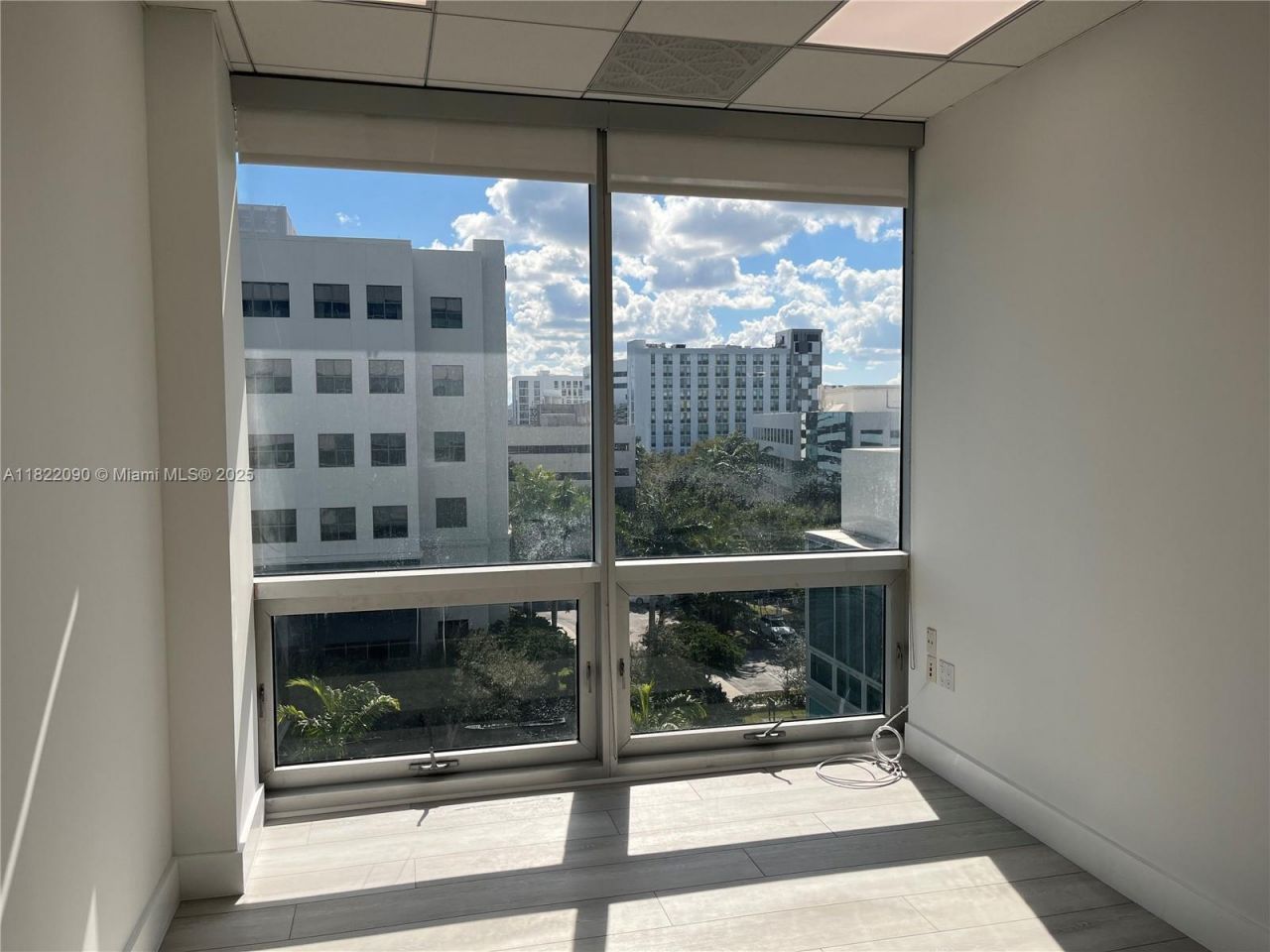 20900 NE 30th Ave, Unit 410-411-41, Aventura, FL 33180 Photo