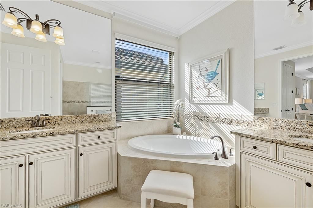 28557 Westmeath Ct, Bonita Springs, FL 34135 Photo