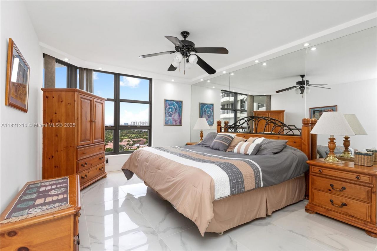 3530 Mystic Pointe Dr, Unit 2108, Aventura, FL 33180 Photo