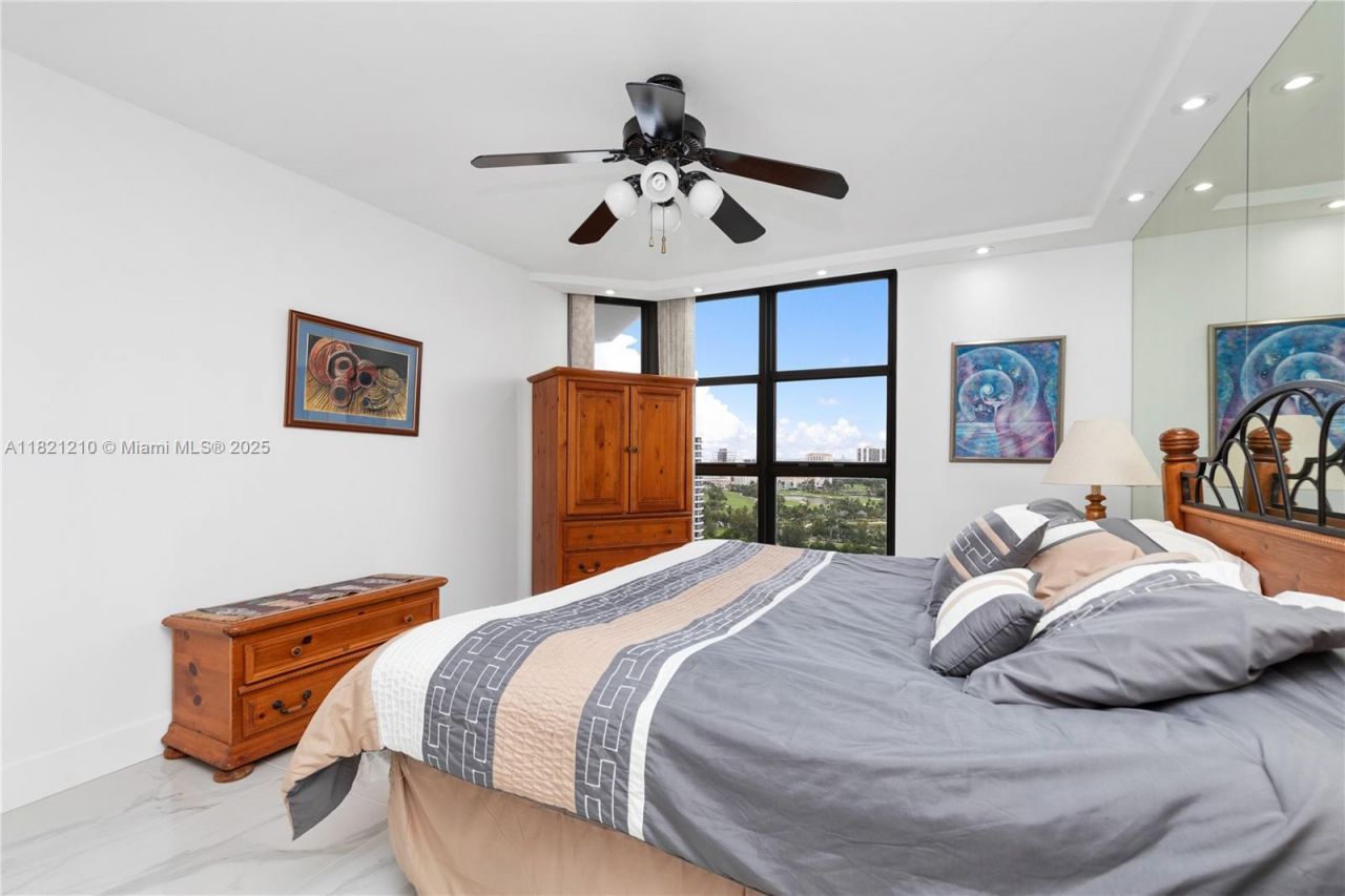 3530 Mystic Pointe Dr, Unit 2108, Aventura, FL 33180 Photo