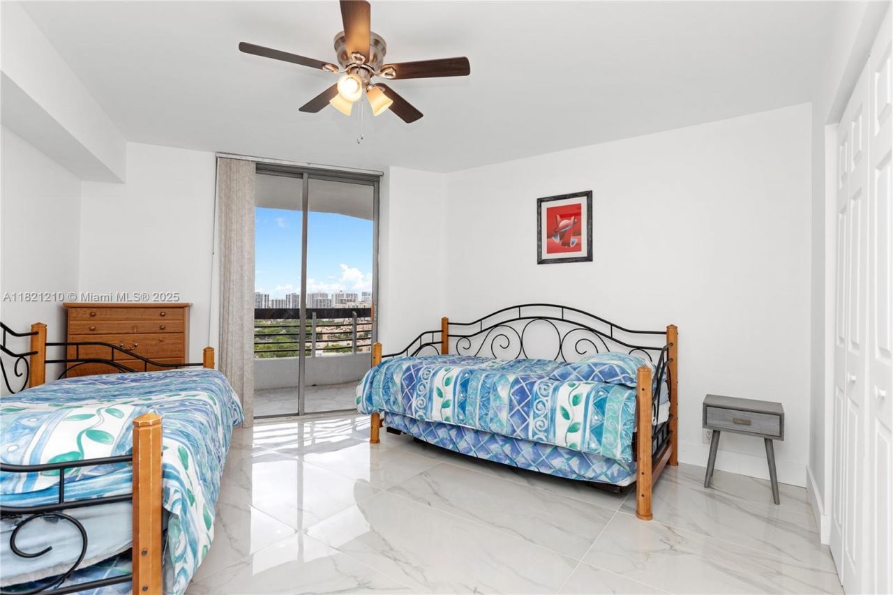 3530 Mystic Pointe Dr, Unit 2108, Aventura, FL 33180 Photo