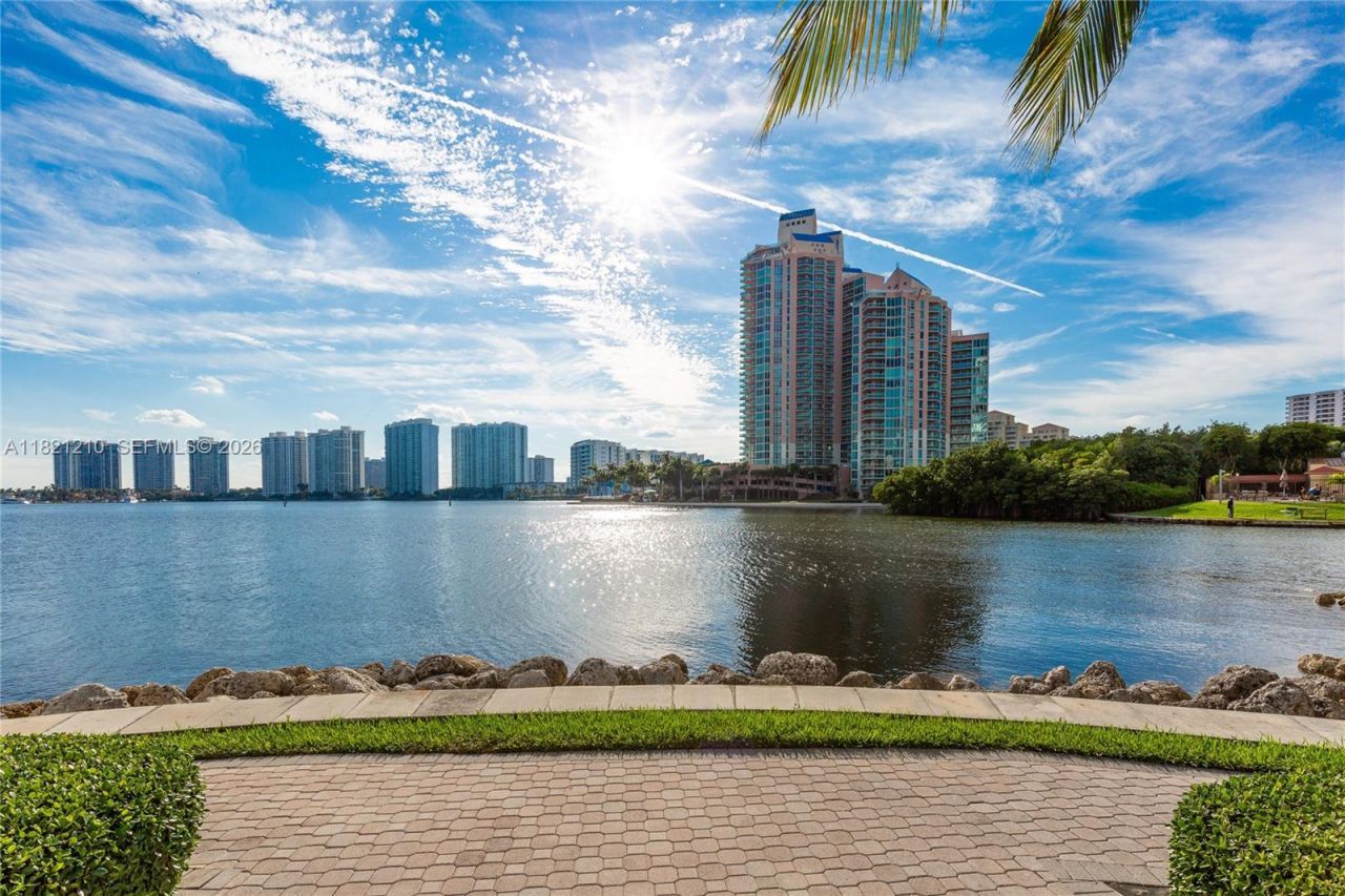 3530 Mystic Pointe Dr, Unit 2108, Aventura, FL 33180 Photo