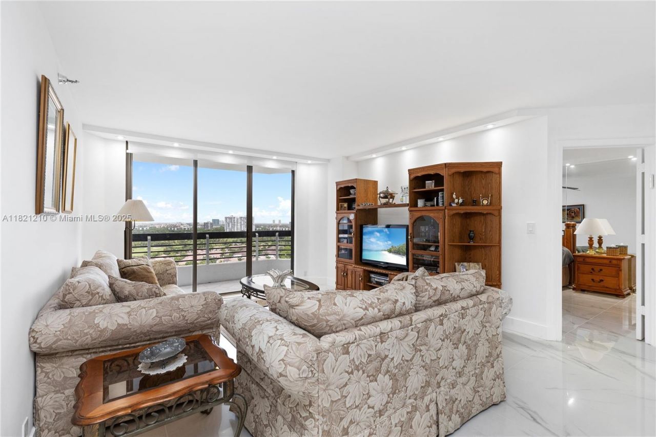 3530 Mystic Pointe Dr, Unit 2108, Aventura, FL 33180 Photo