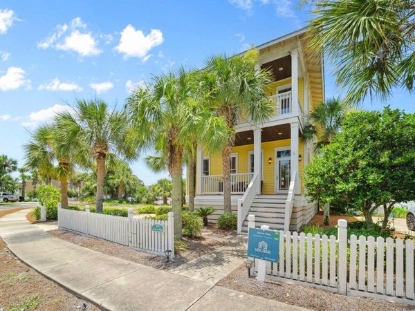 3600 Waverly Circle, Destin, FL 32541