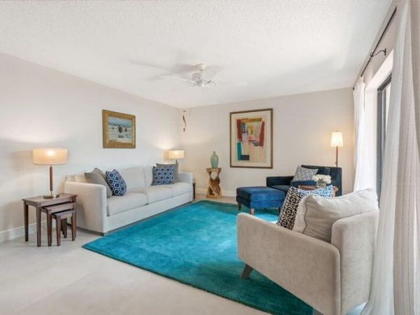 825 Center 32b Street, Jupiter, FL 33458