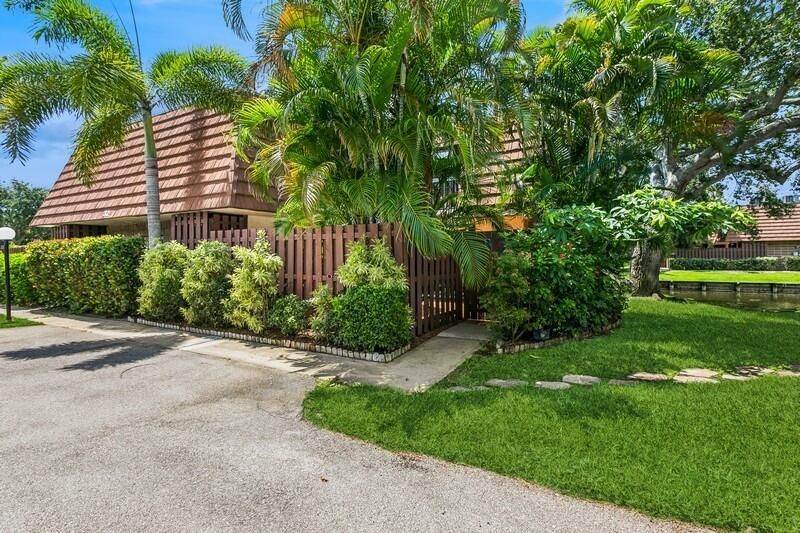 825 Center 32b Street, Jupiter, FL 33458 Photo