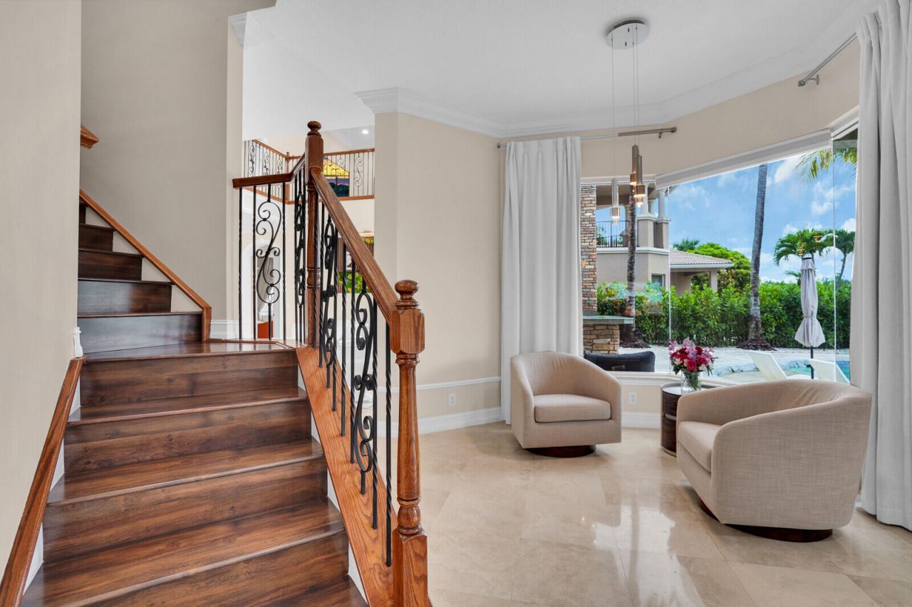 718 Edgebrook Lane, West Palm Beach, FL 33411 Photo