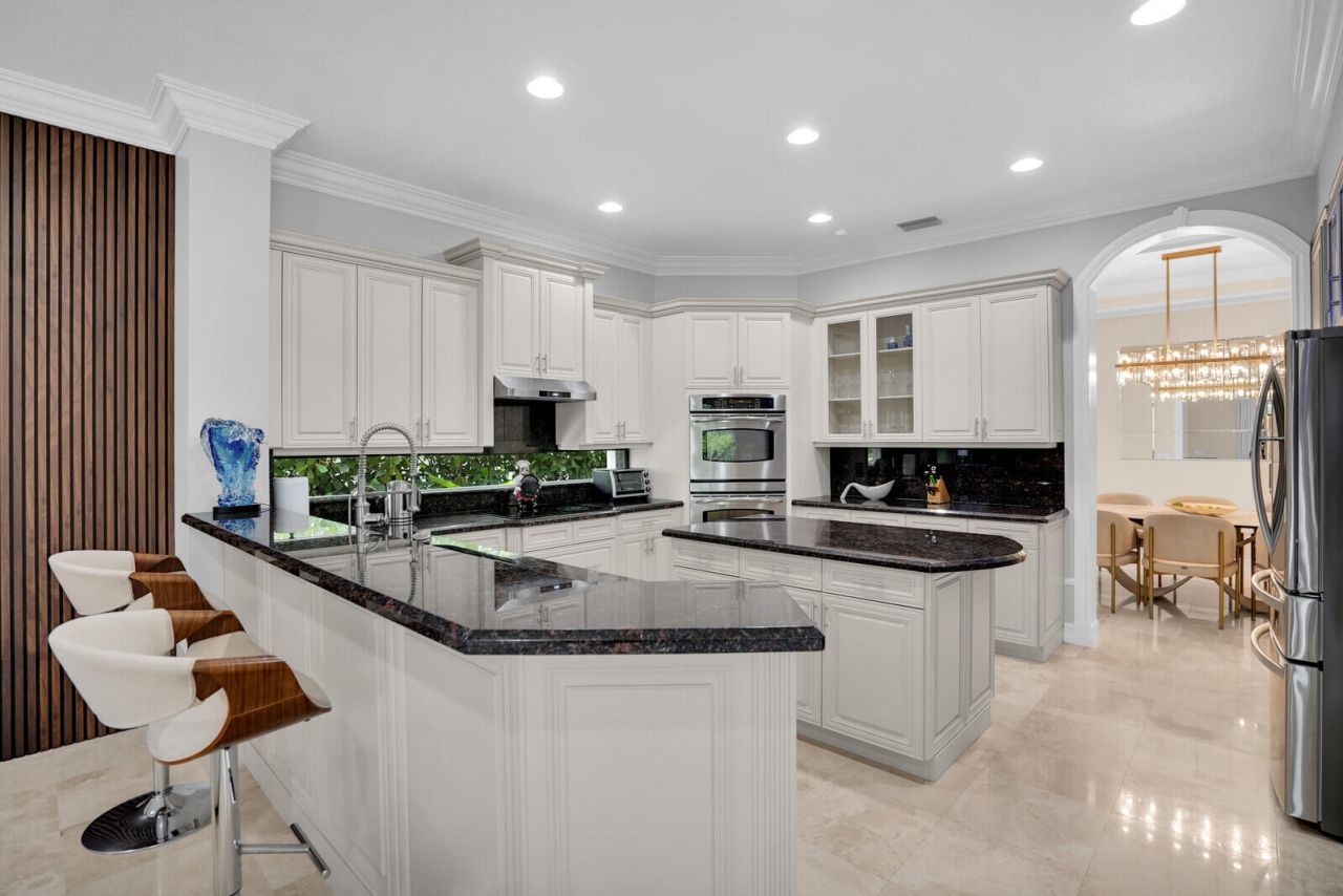 718 Edgebrook Lane, West Palm Beach, FL 33411 Photo