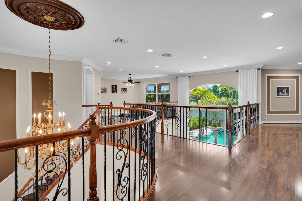 718 Edgebrook Lane, West Palm Beach, FL 33411 Photo