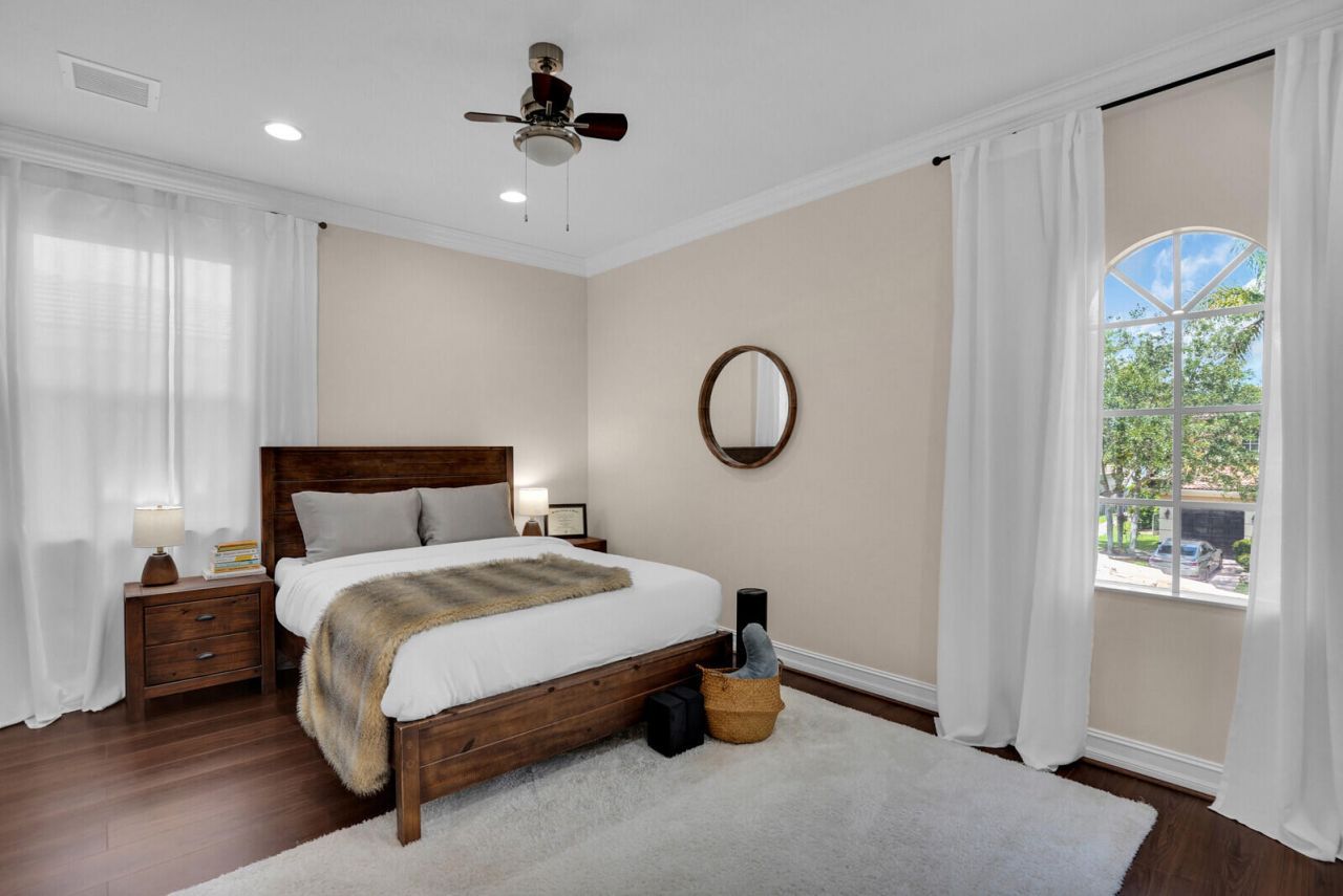 718 Edgebrook Lane, West Palm Beach, FL 33411 Photo