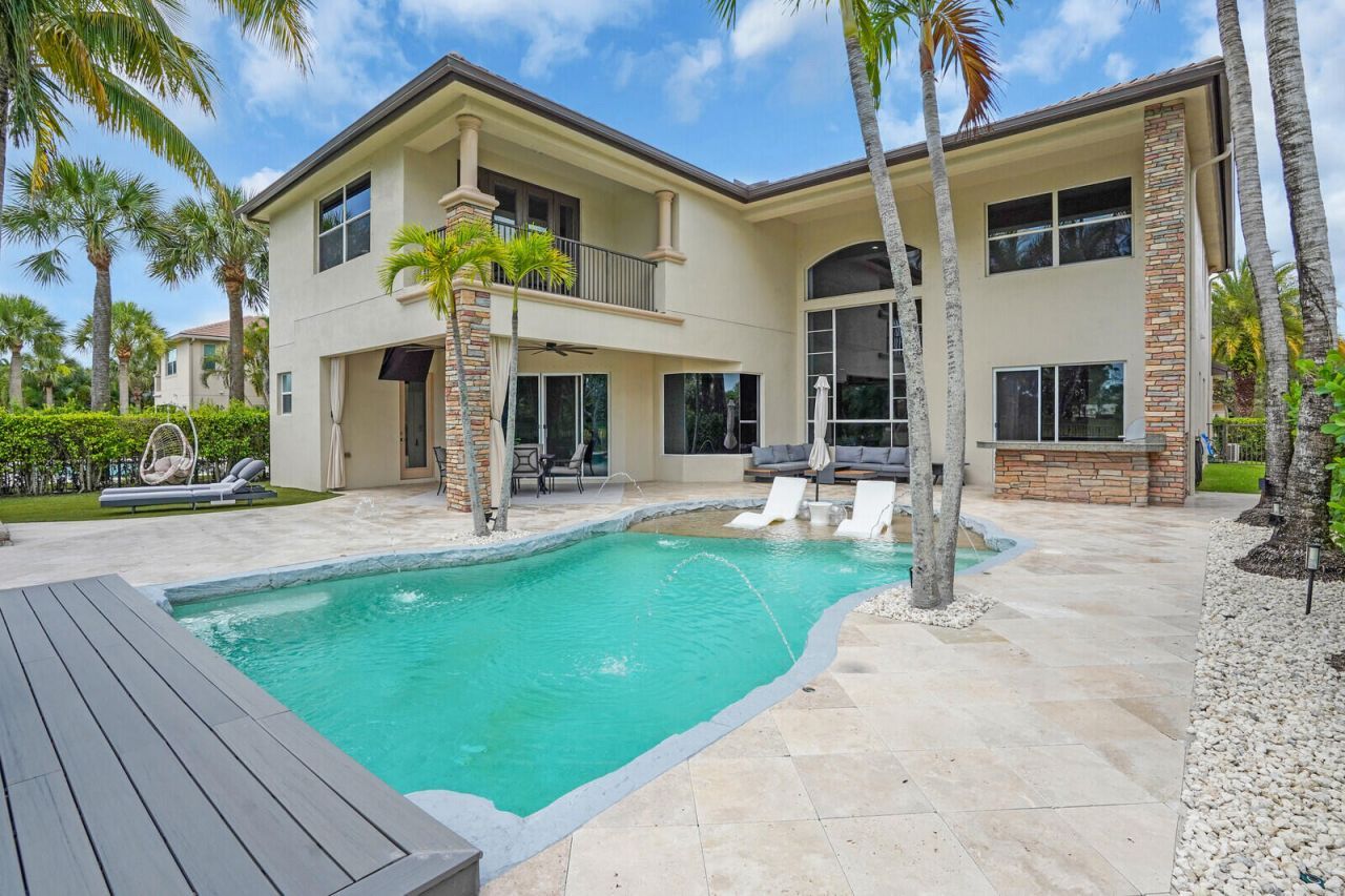 718 Edgebrook Lane, West Palm Beach, FL 33411 Photo