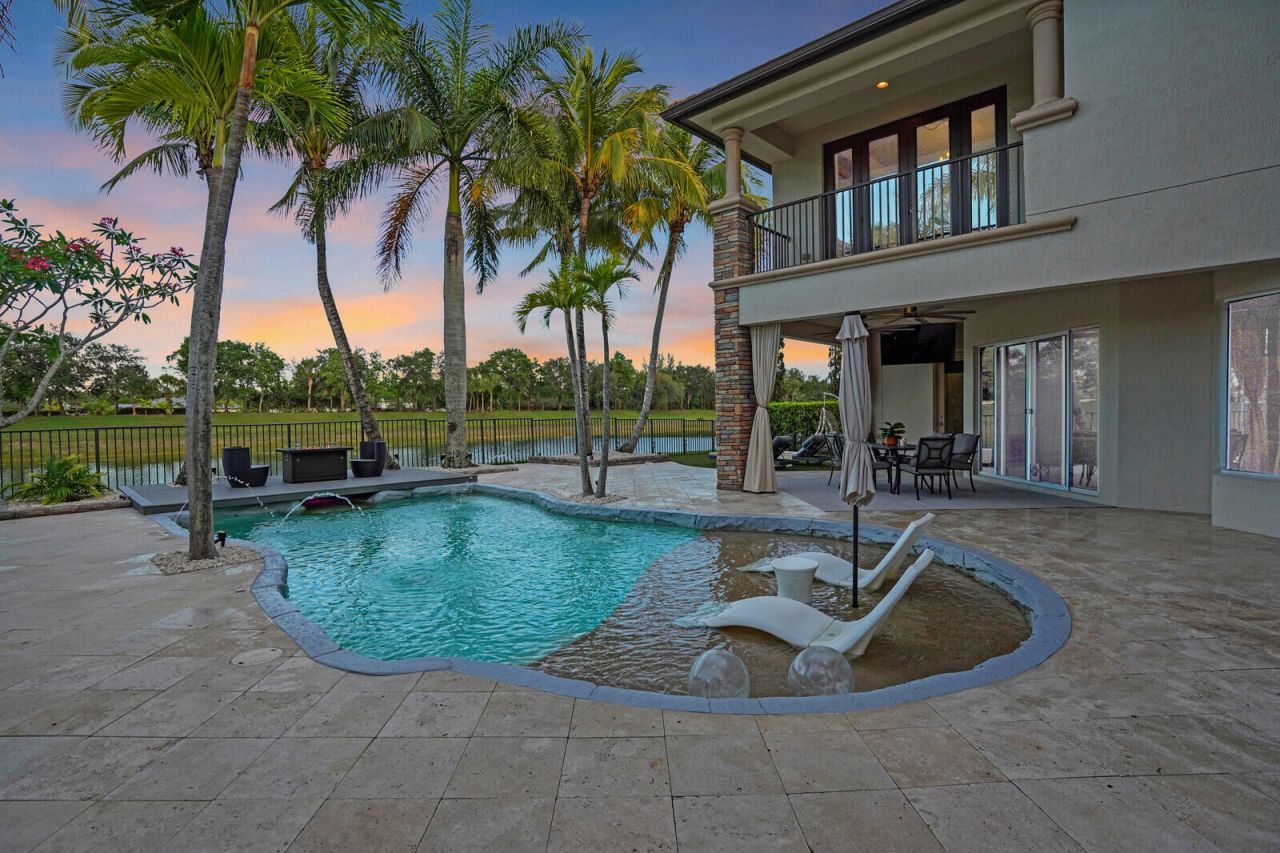 718 Edgebrook Lane, West Palm Beach, FL 33411 Photo