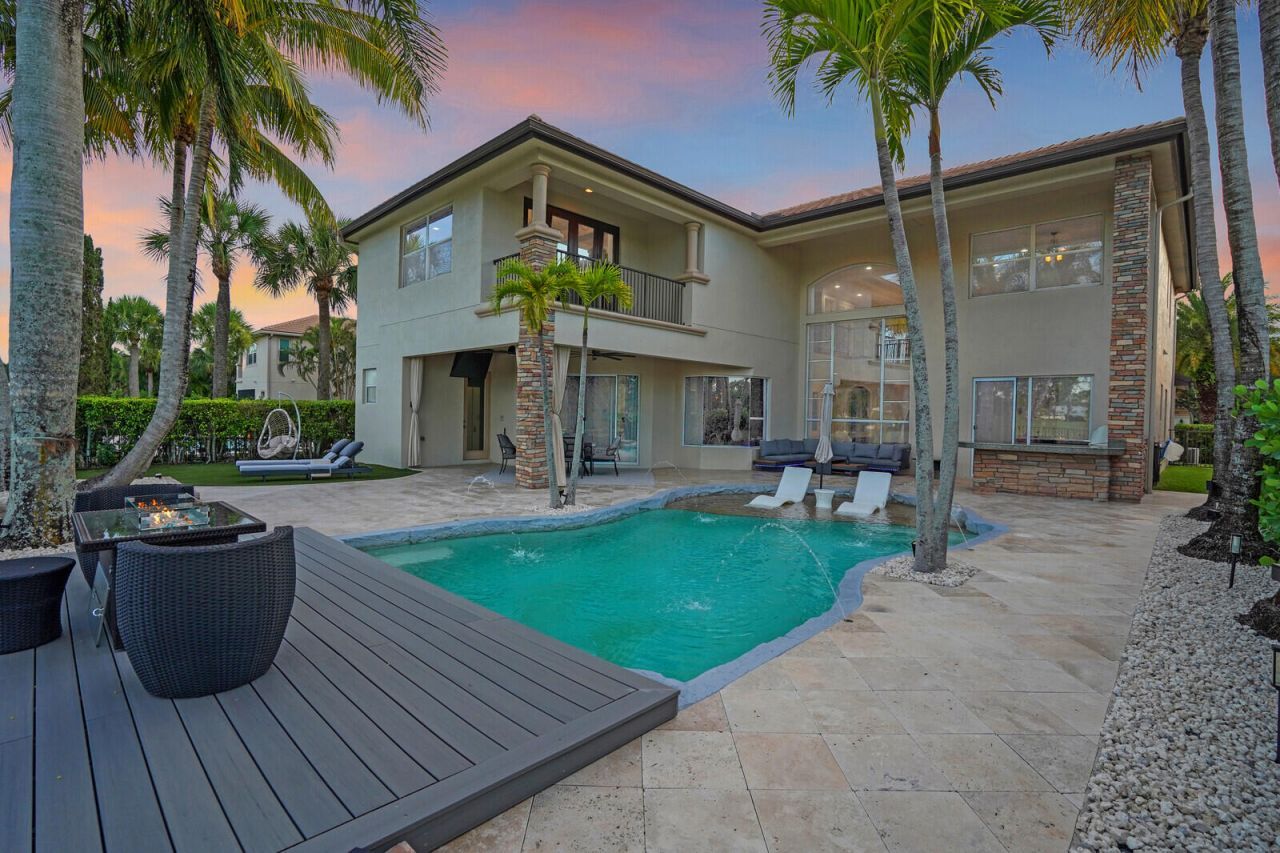 718 Edgebrook Lane, West Palm Beach, FL 33411 Photo