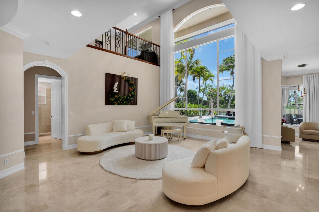 718 Edgebrook Lane, West Palm Beach, FL 33411 Photo