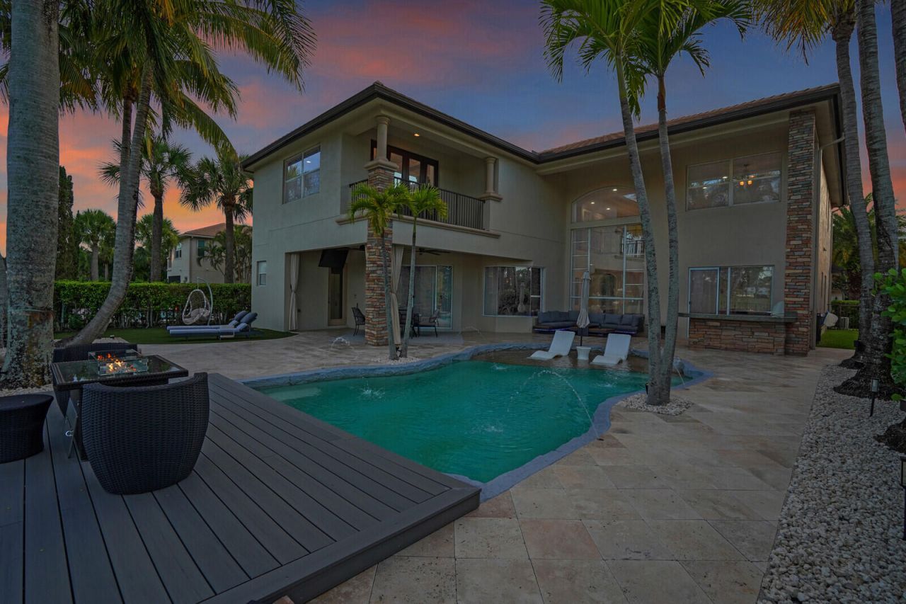 718 Edgebrook Lane, West Palm Beach, FL 33411 Photo