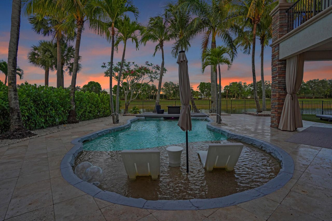 718 Edgebrook Lane, West Palm Beach, FL 33411 Photo