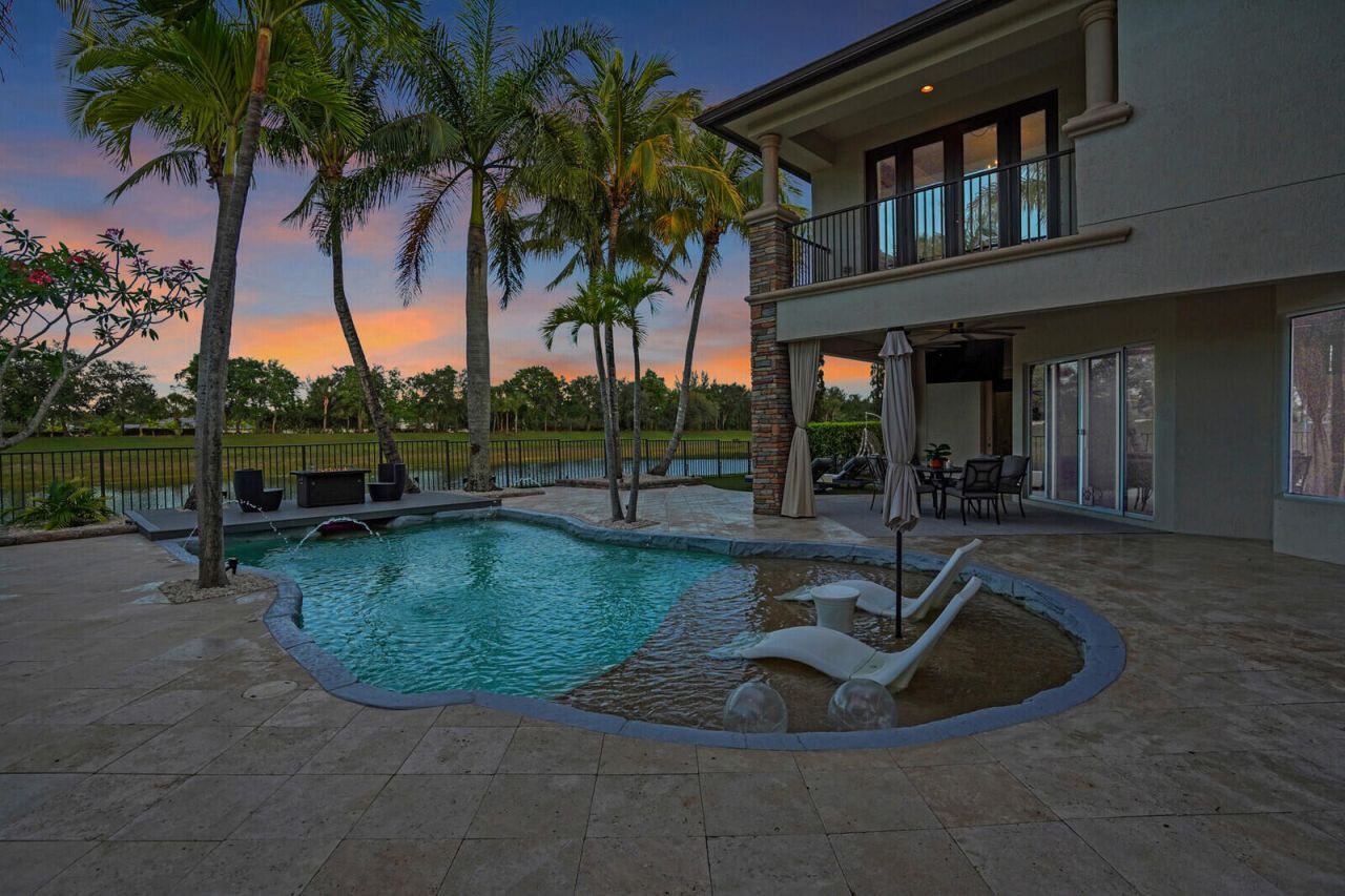 718 Edgebrook Lane, West Palm Beach, FL 33411 Photo