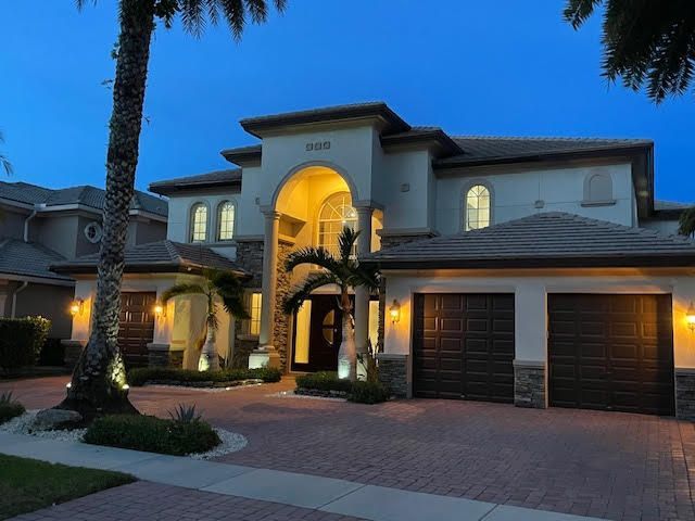 718 Edgebrook Lane, West Palm Beach, FL 33411 Photo