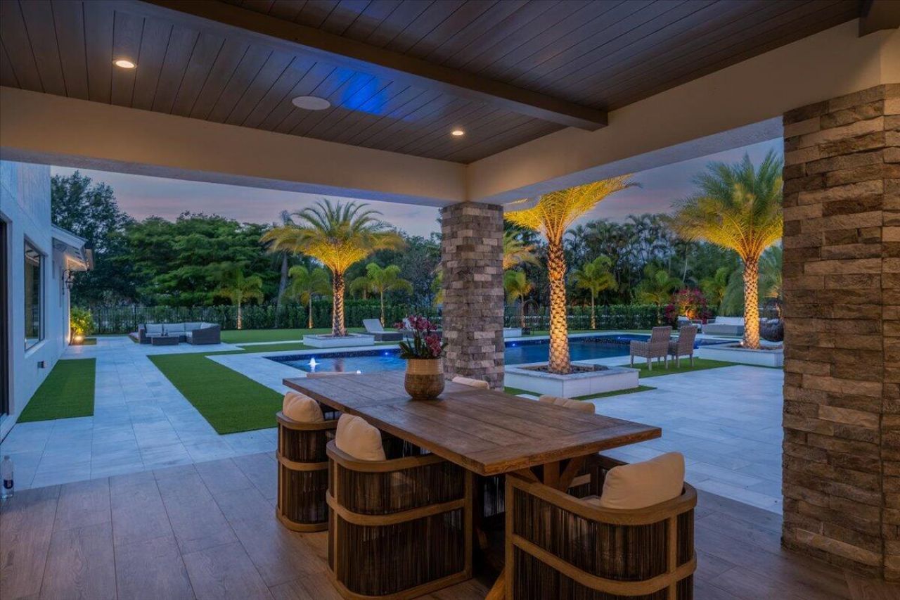 15945 Weatherly Road, Wellington, FL 33414 Photo