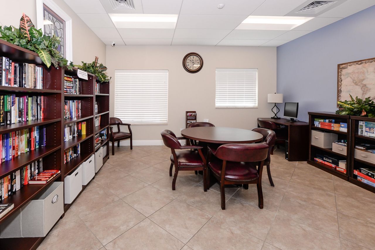 1634 SW Harbour Isles Circle, Unit 89, Port Saint Lucie, FL 34986 Photo