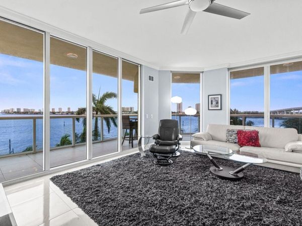 2650 Lake Shore Drive, Unit 406, Riviera Beach, FL 33404