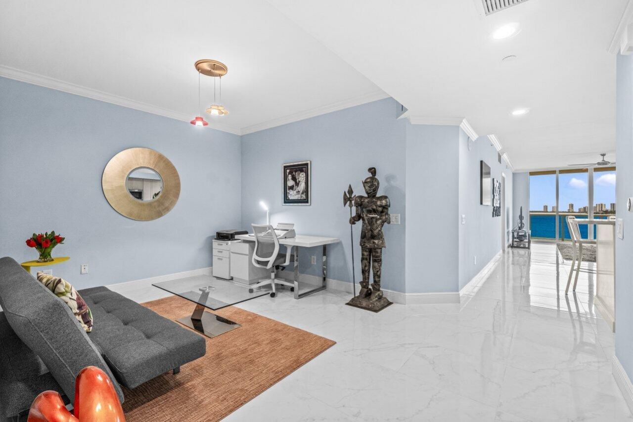 2650 Lake Shore Drive, Unit 406, Riviera Beach, FL 33404 Photo