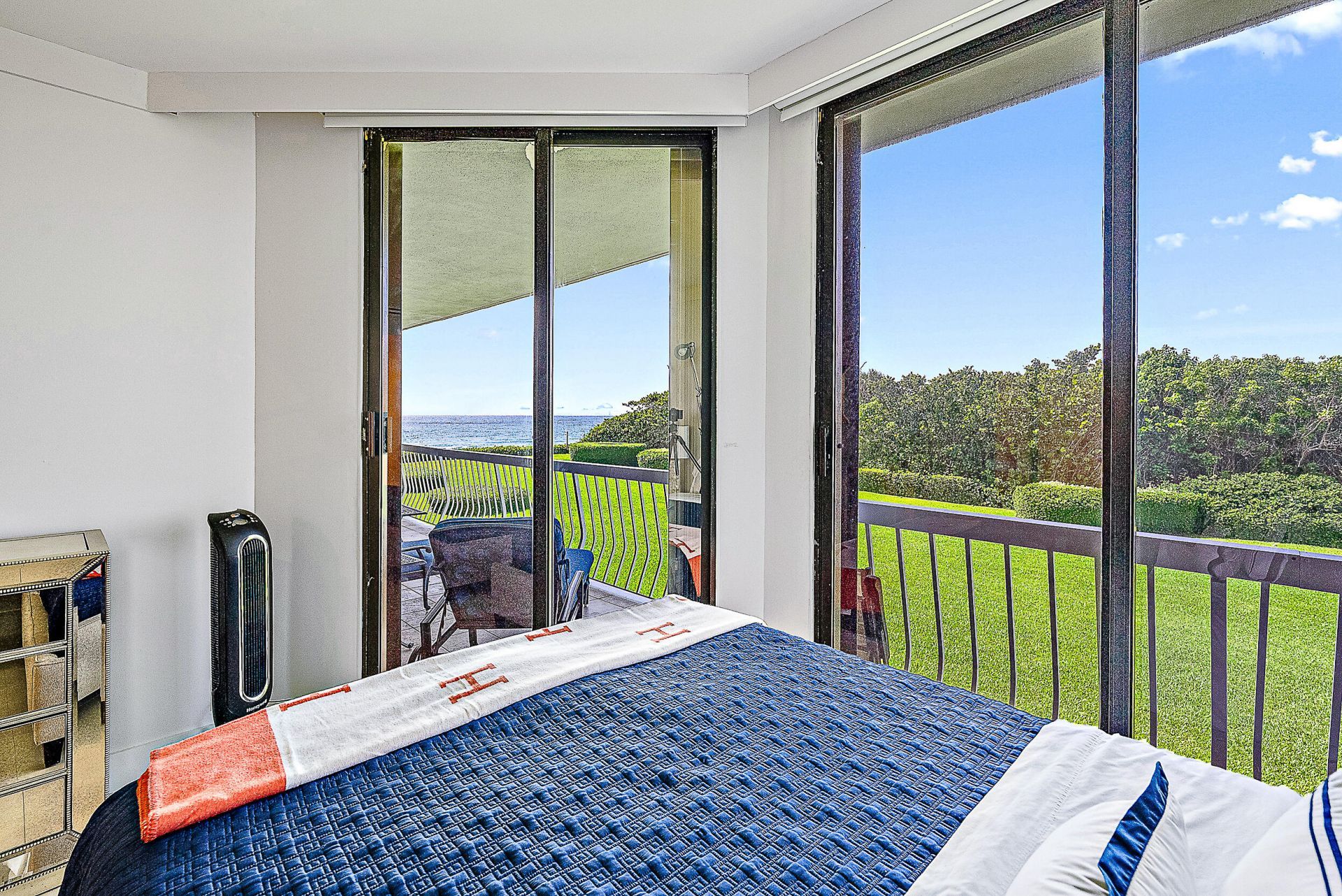 2100 Ocean Boulevard, Unit 206s, Palm Beach, FL 33480 Photo