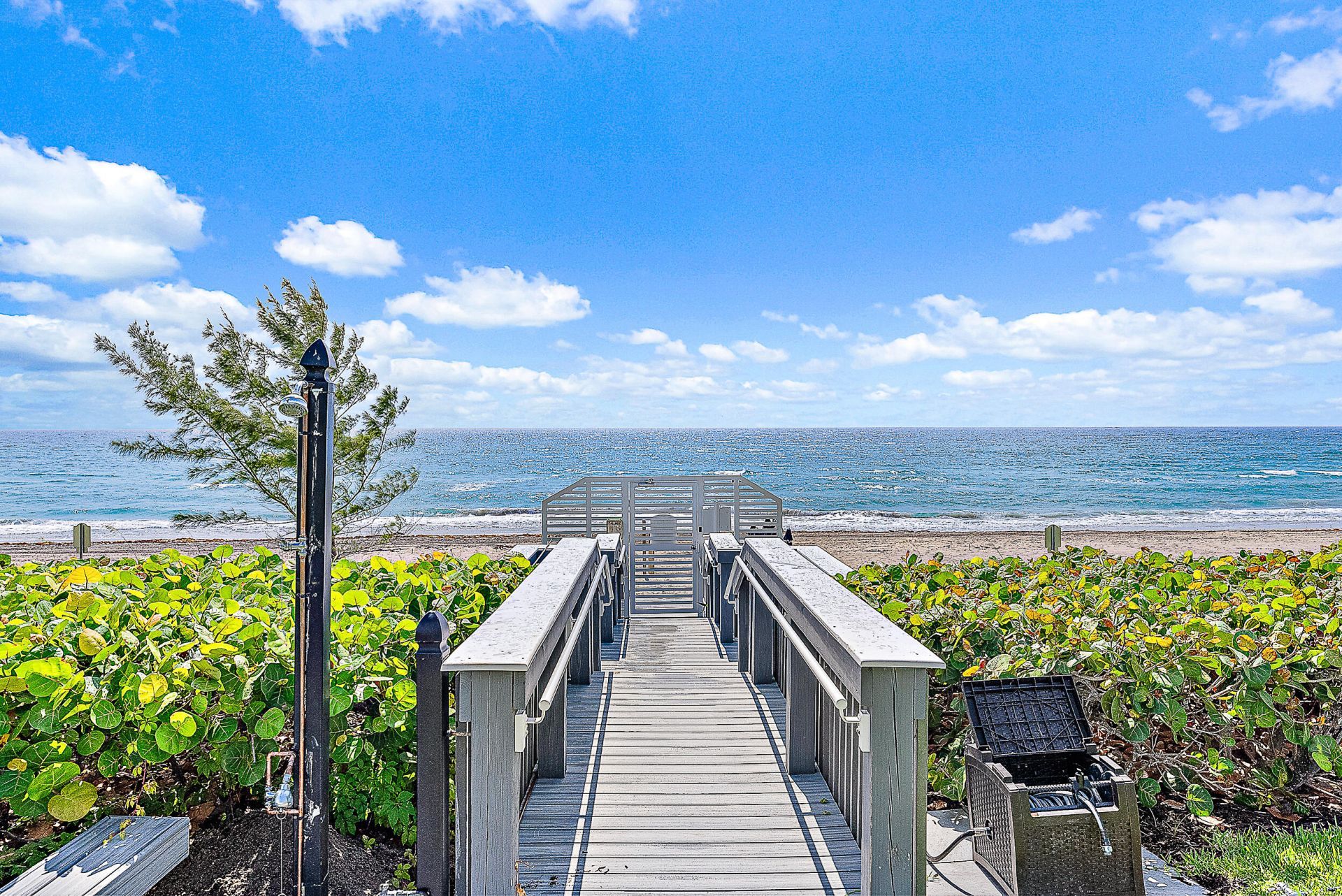 2100 Ocean Boulevard, Unit 206s, Palm Beach, FL 33480 Photo