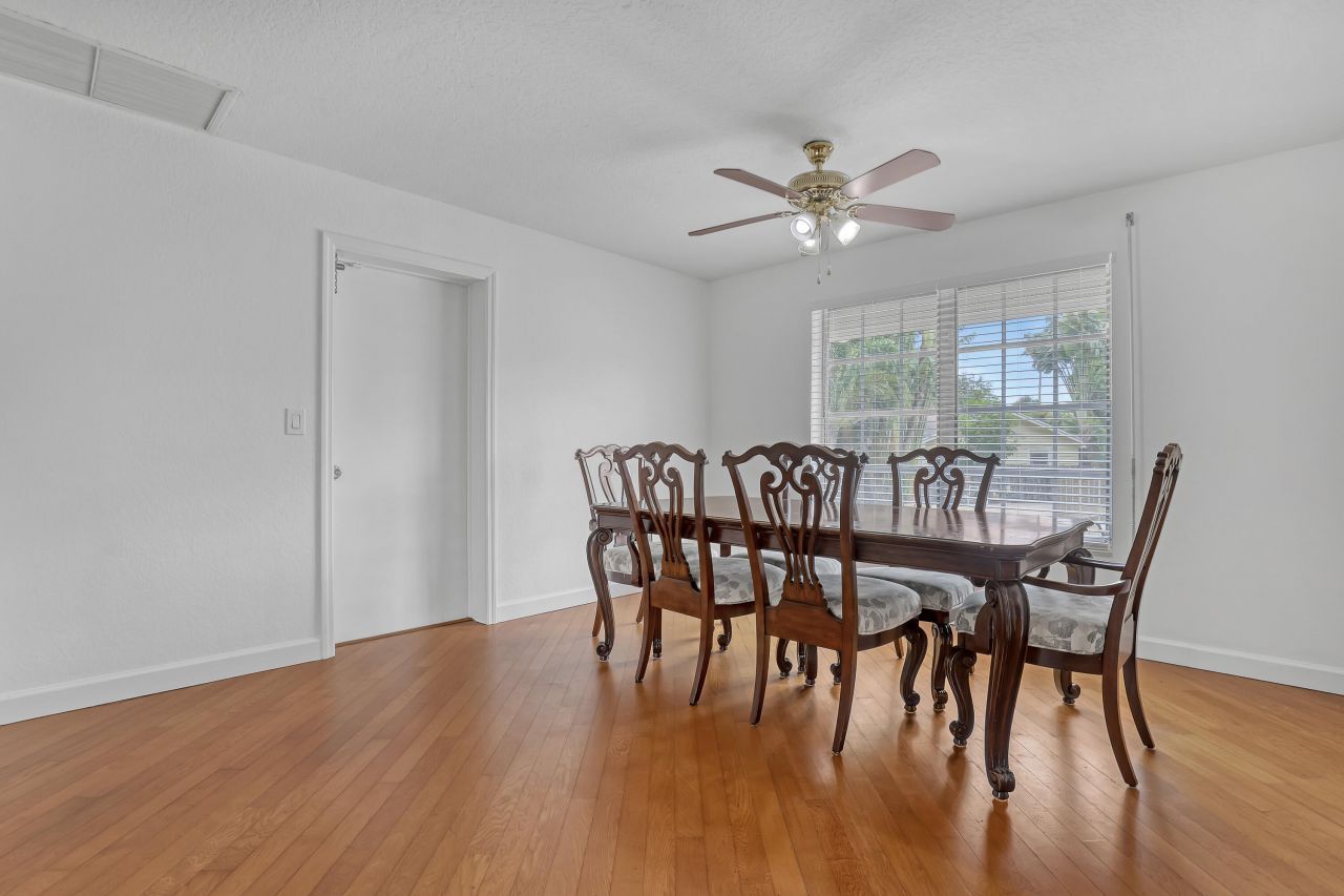 852 Palo Verde Court, Haverhill, FL 33415 Photo