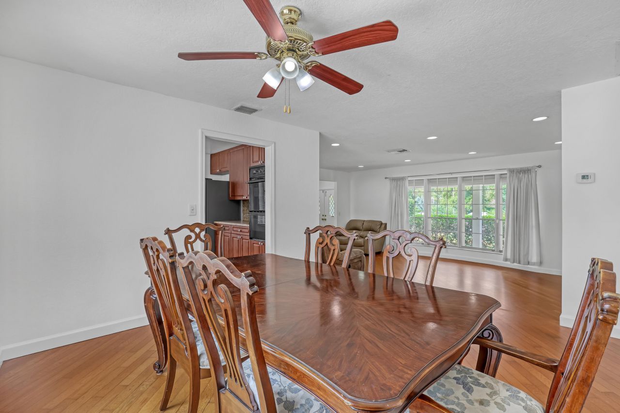 852 Palo Verde Court, Haverhill, FL 33415 Photo