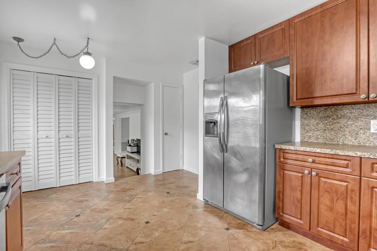 852 Palo Verde Court, Haverhill, FL 33415 Photo