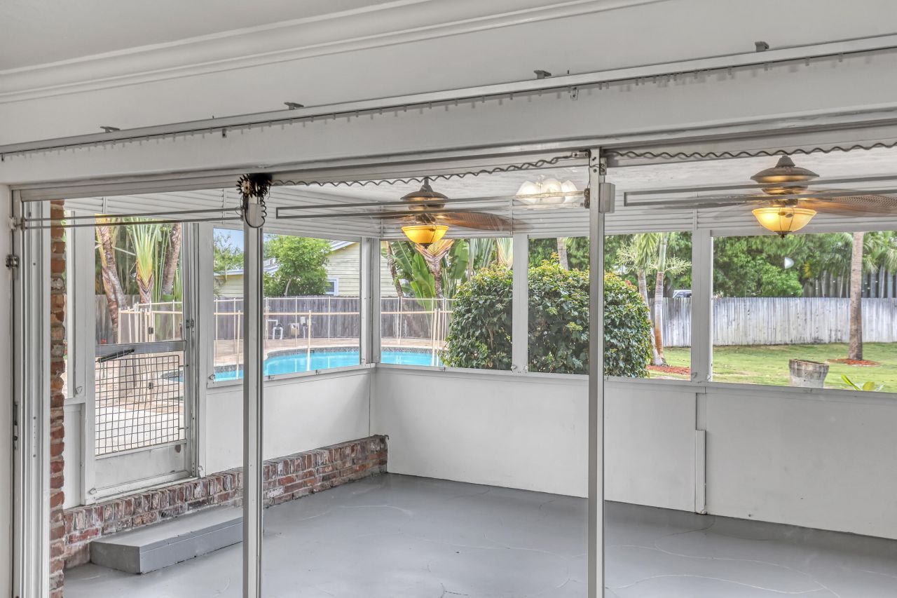 852 Palo Verde Court, Haverhill, FL 33415 Photo