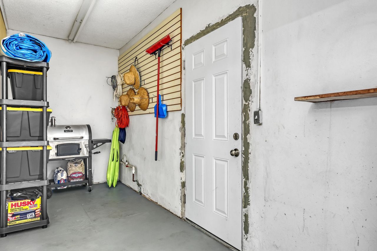 852 Palo Verde Court, Haverhill, FL 33415 Photo