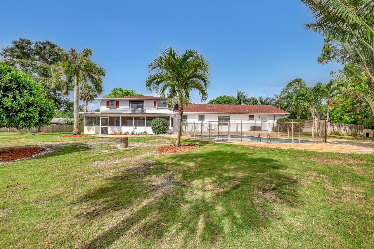 852 Palo Verde Court, Haverhill, FL 33415 Photo