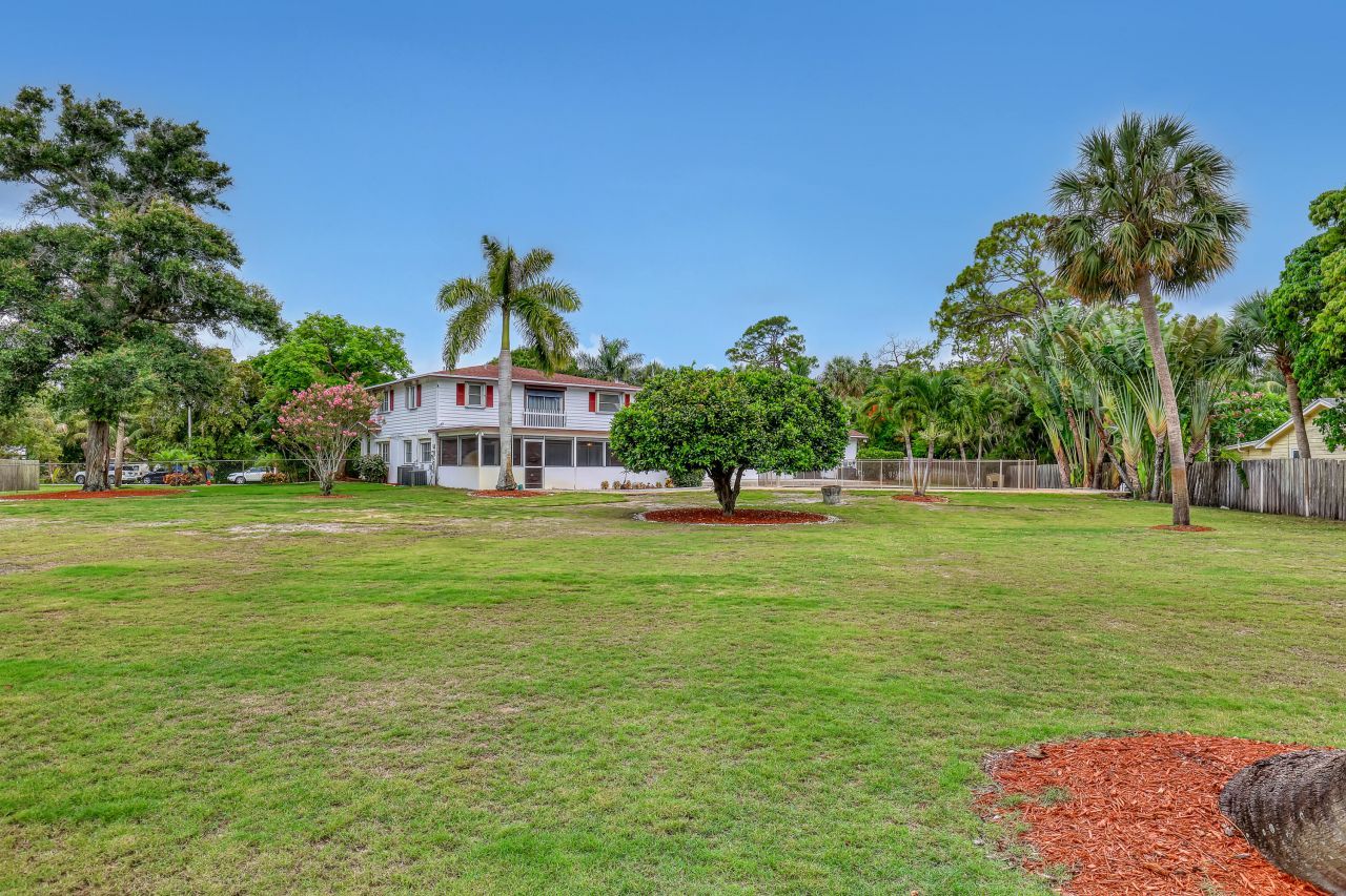 852 Palo Verde Court, Haverhill, FL 33415 Photo