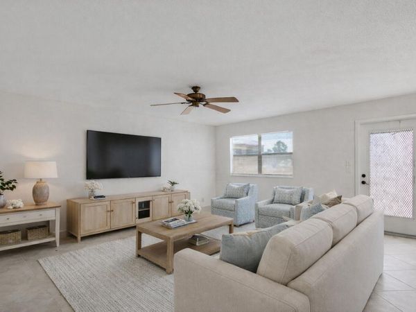 228 Brittany E, Delray Beach, FL 33446