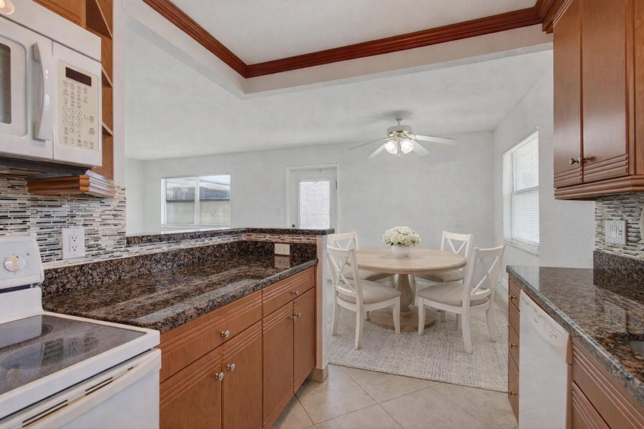228 Brittany E, Delray Beach, FL 33446 Photo