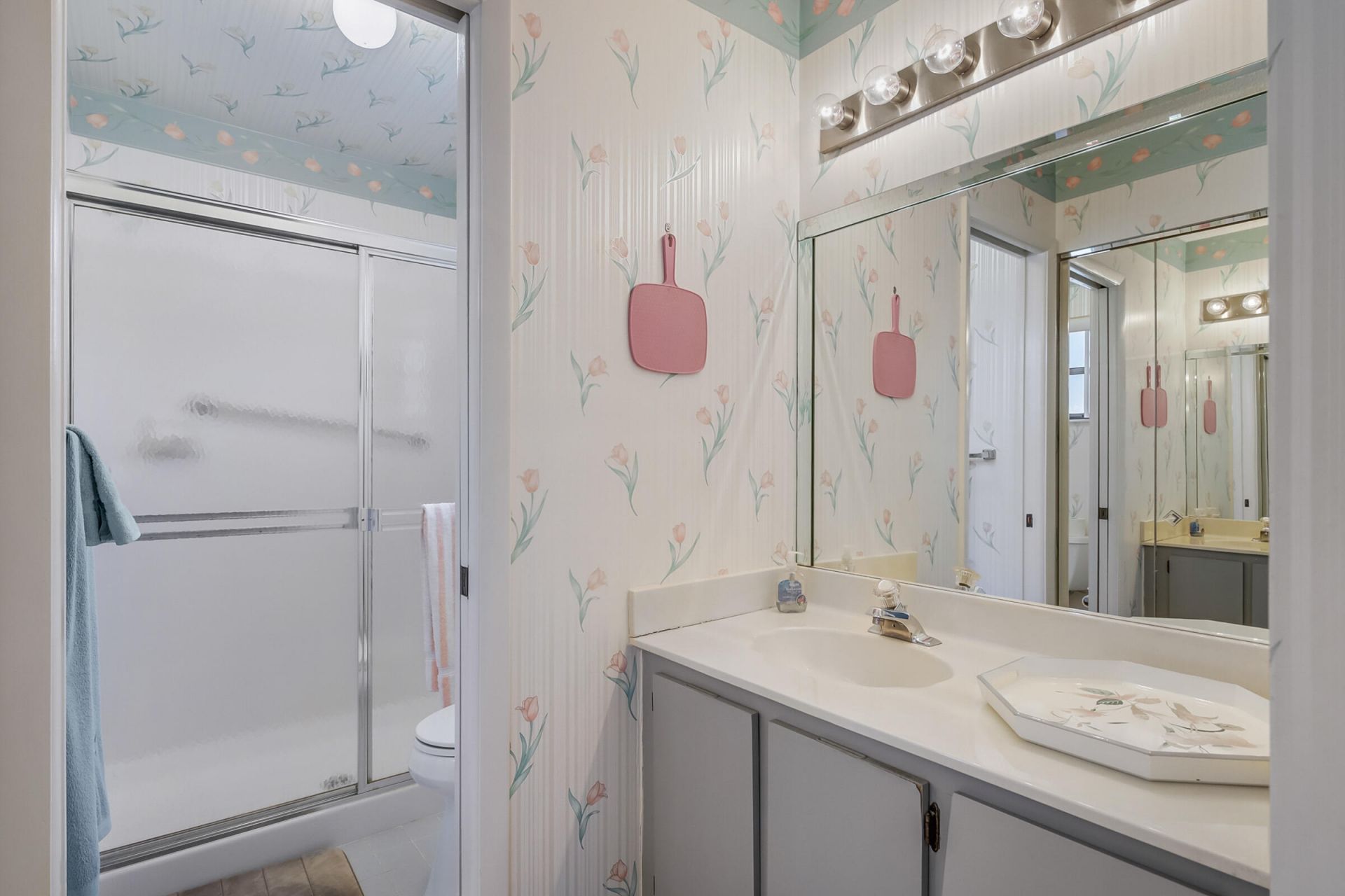 7610 Tahiti Lane, Unit 201, Lake Worth, FL 33467 Photo