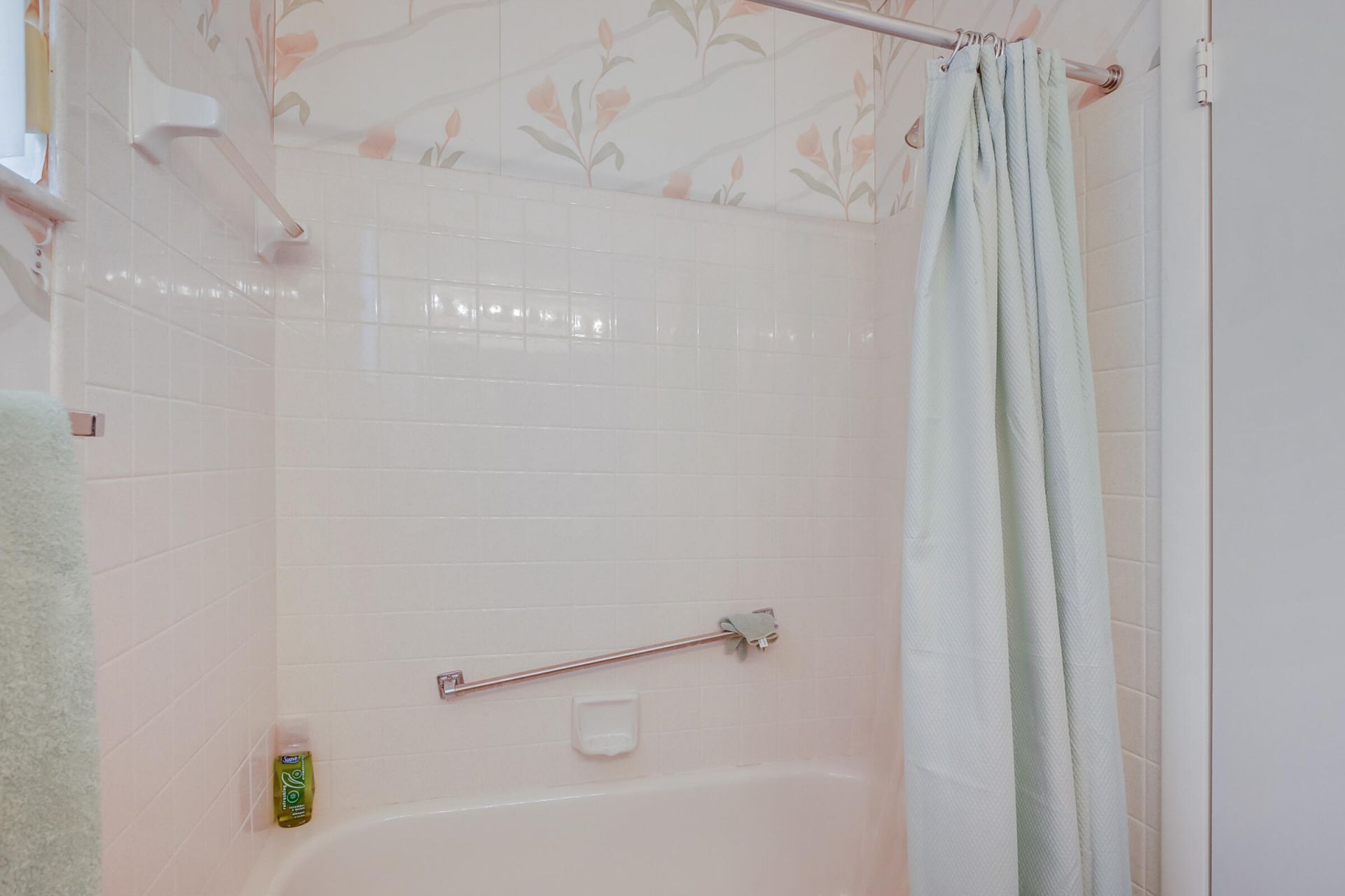 7610 Tahiti Lane, Unit 201, Lake Worth, FL 33467 Photo