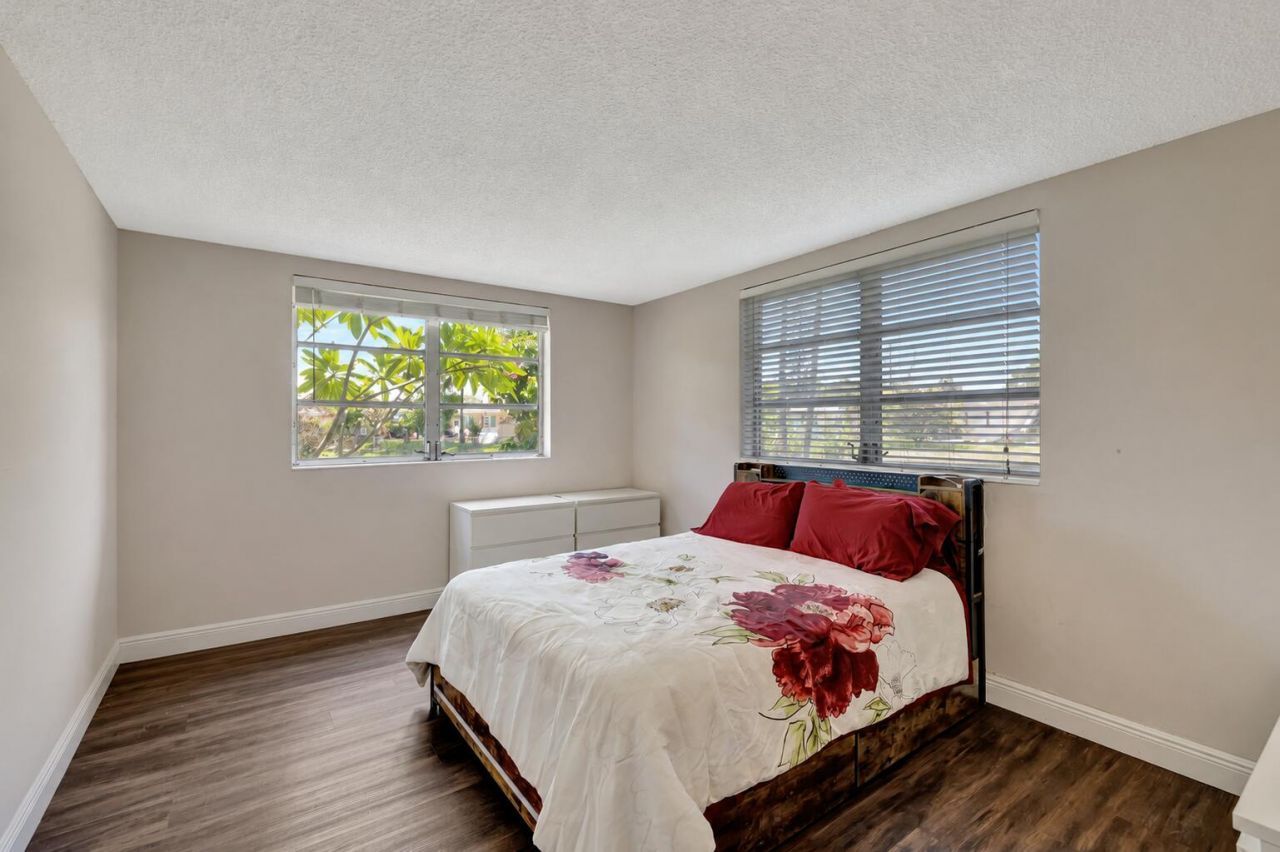 2901 NW 46th Avenue, Unit 101, Lauderdale Lakes, FL 33313 Photo