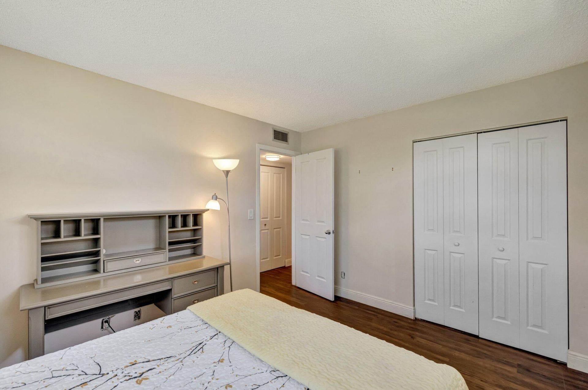 2901 NW 46th Avenue, Unit 101, Lauderdale Lakes, FL 33313 Photo