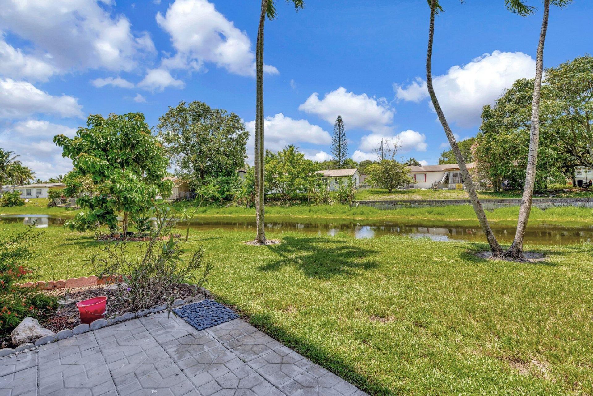 2901 NW 46th Avenue, Unit 101, Lauderdale Lakes, FL 33313 Photo