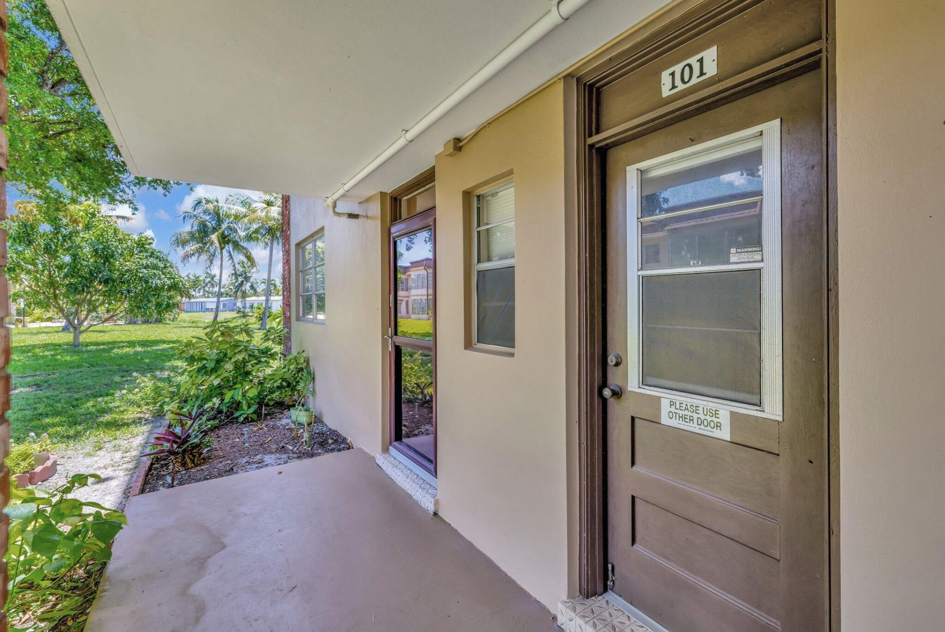 2901 NW 46th Avenue, Unit 101, Lauderdale Lakes, FL 33313 Photo