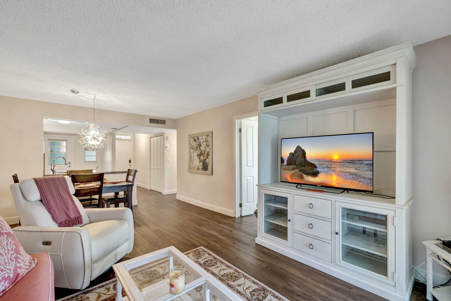 2901 NW 46th Avenue, Unit 101, Lauderdale Lakes, FL 33313 Photo