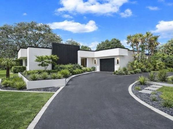 7460 SW 42nd Court, Davie, FL 33314