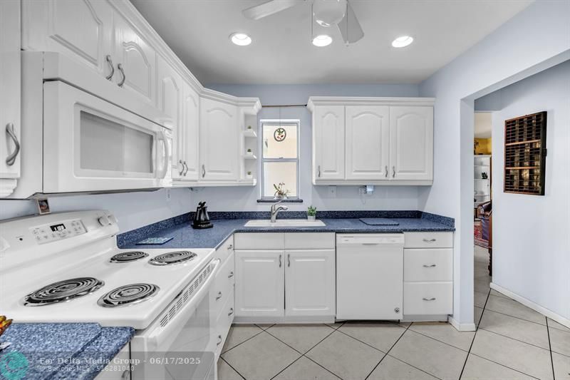 7460 SW 42nd Ct, Davie, FL 33314 Photo