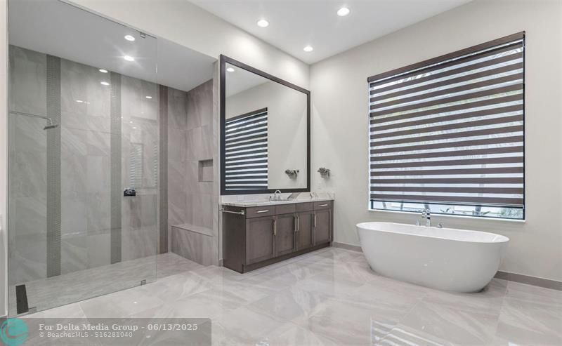 9280 Coral Isles Cir, Palm Beach Gardens, FL 33412 Photo