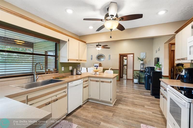 886 SE Odonnell Lane, Port Saint Lucie, FL 34983 Photo