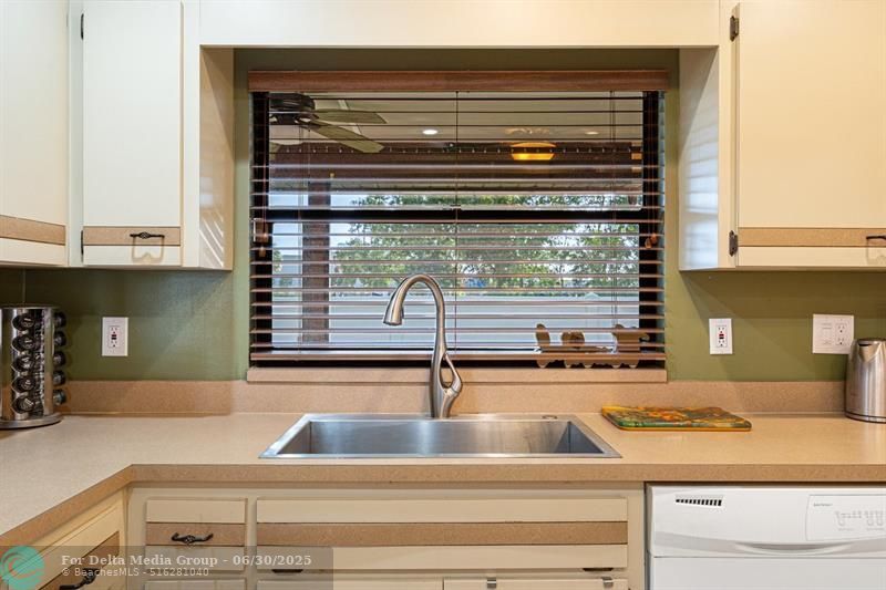 886 SE Odonnell Lane, Port Saint Lucie, FL 34983 Photo